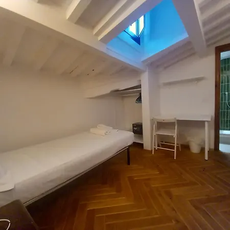 Orcagna Seven Appartement